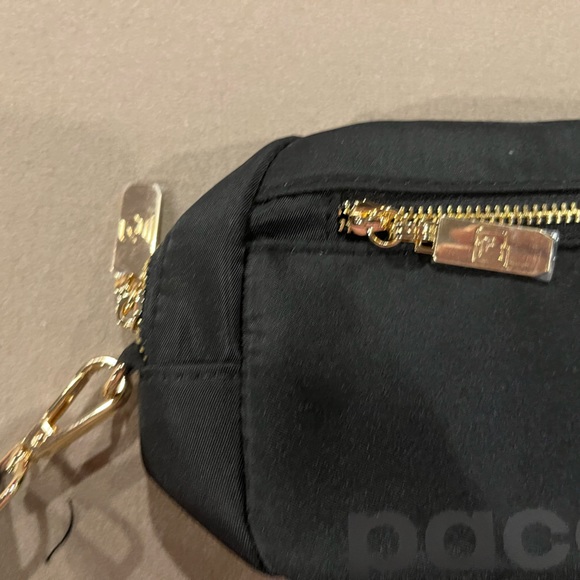 5/$25 Paco rabanne toiletries bag new - Picture 3 of 5